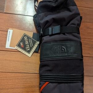 The North Face Pro GTX Gore-tex Mit Mens XL Black NWT $150New and never worn.